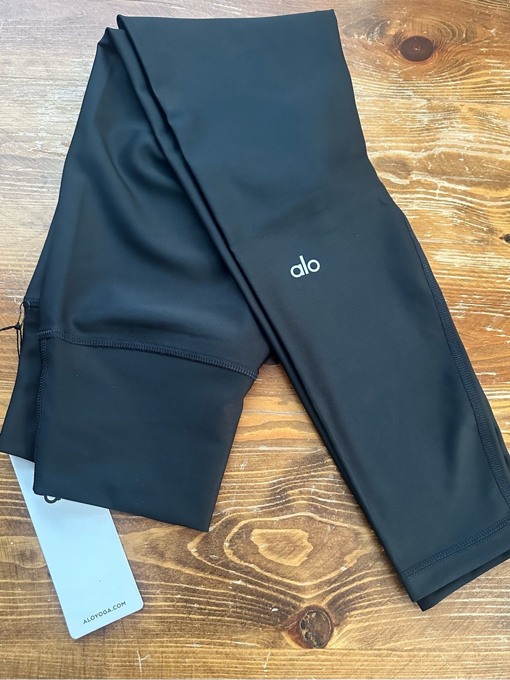 ALO Yoga Authentic Airlift Black High-Rise Leggings Size M